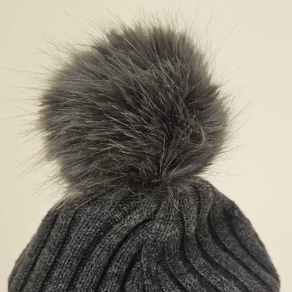 Charcoal Grey Knit toque with Faux Fur Pom Pom - Picture 2 of 3